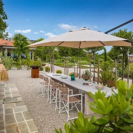 Villa St Hedonist By Villsy *